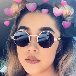 Meet your Posher, Monse